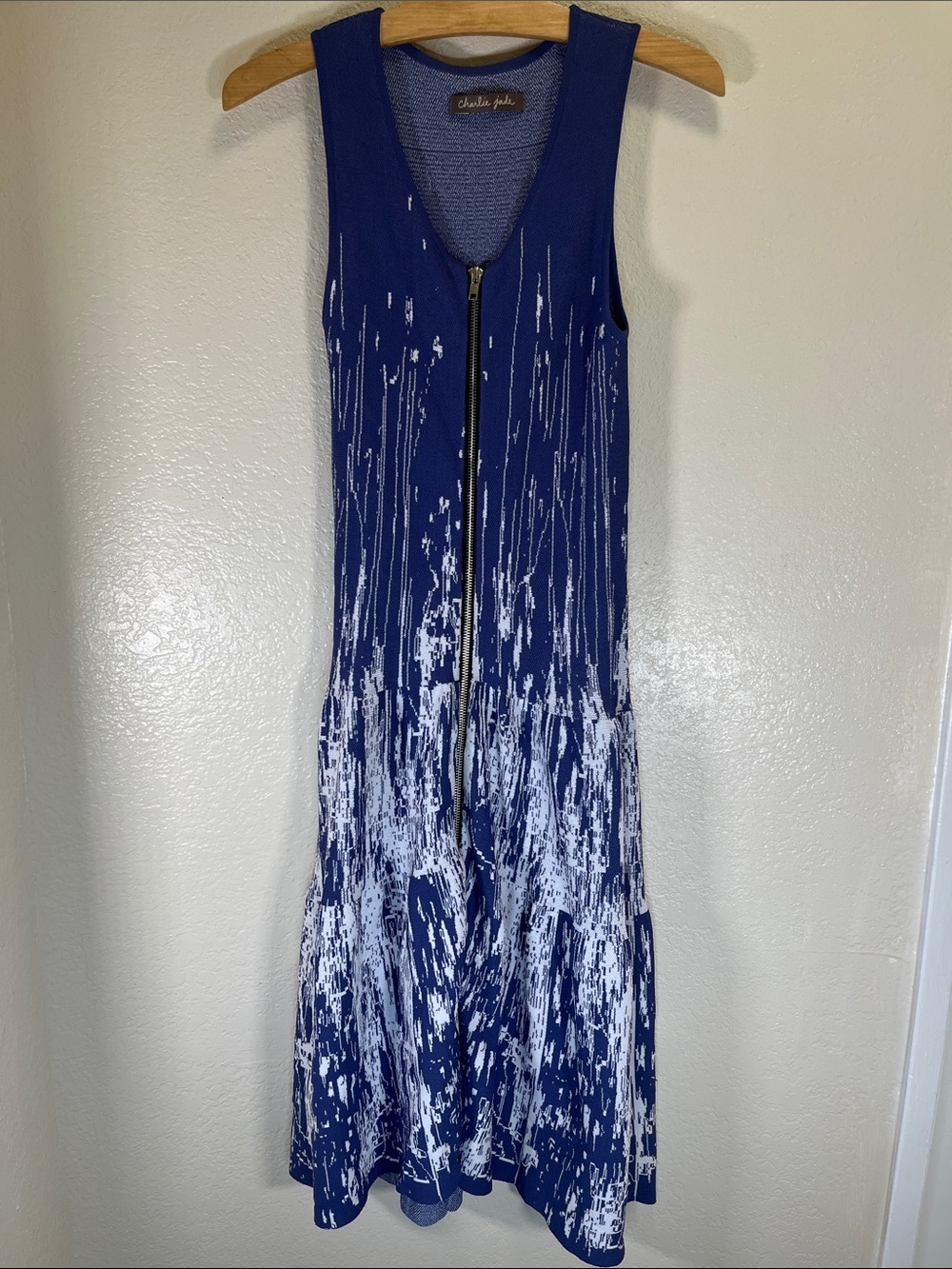 Anthropologie charlie jade Royal Blue & White Zip-Front Knit Dress size XS?